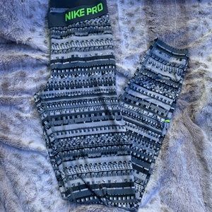 Nike pro thermal leggings